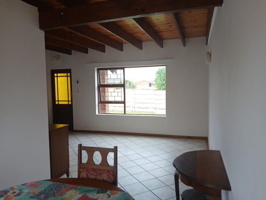 4 Bedroom Property for Sale in Noorsekloof Eastern Cape